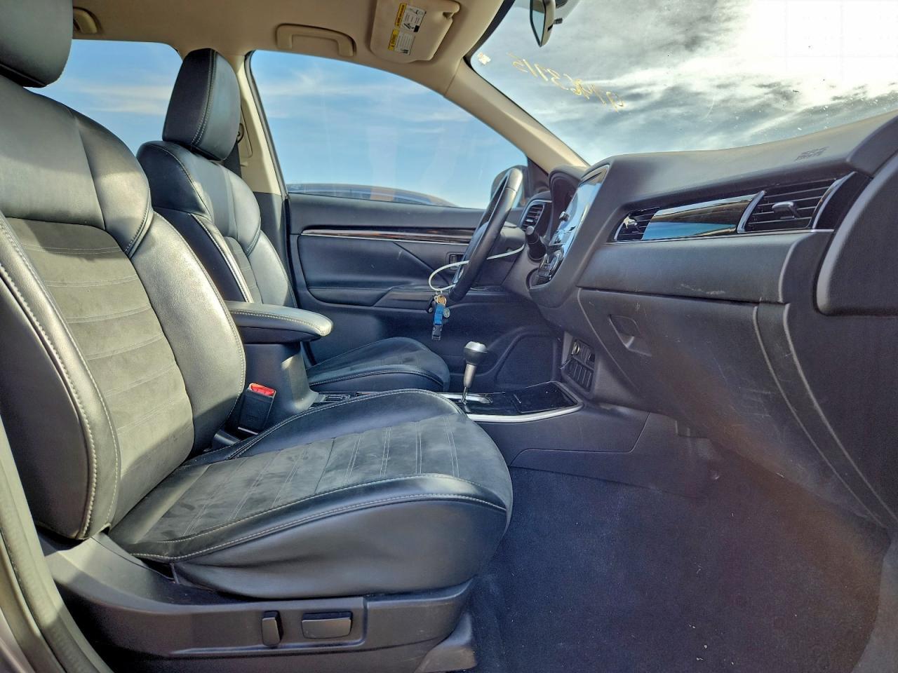 2019 Mitsubishi Outlander Se - Фото 7