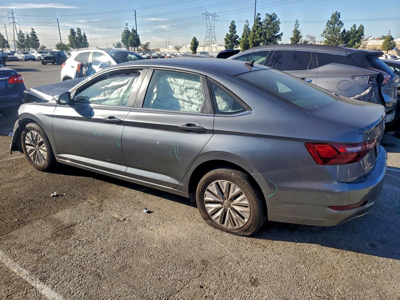 2020 Volkswagen Jetta S - Фото 2
