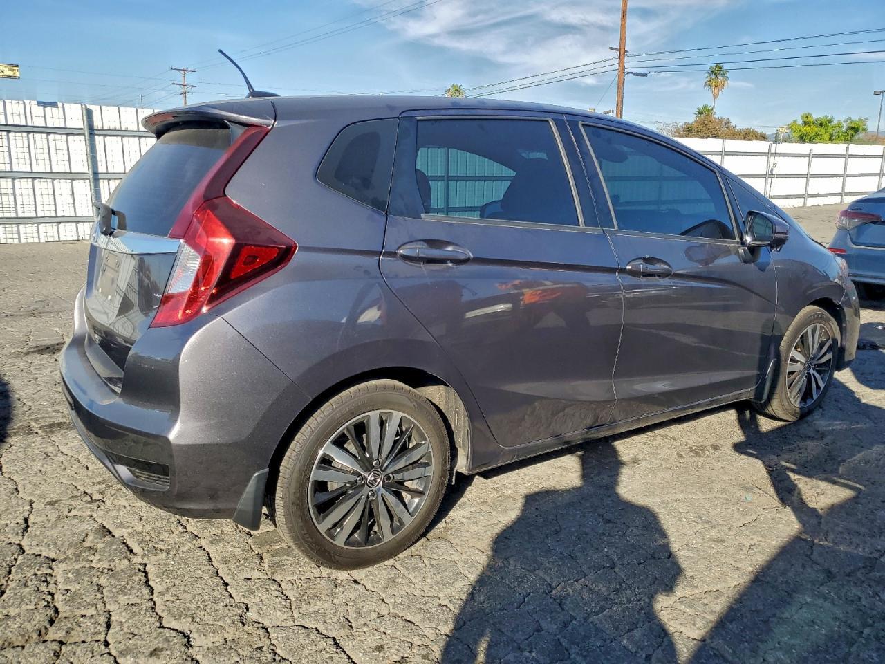2020 Honda Fit Ex - Image 3