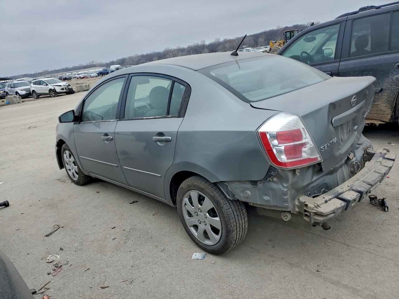 2007 Nissan Sentra 2.0 - Фото 2