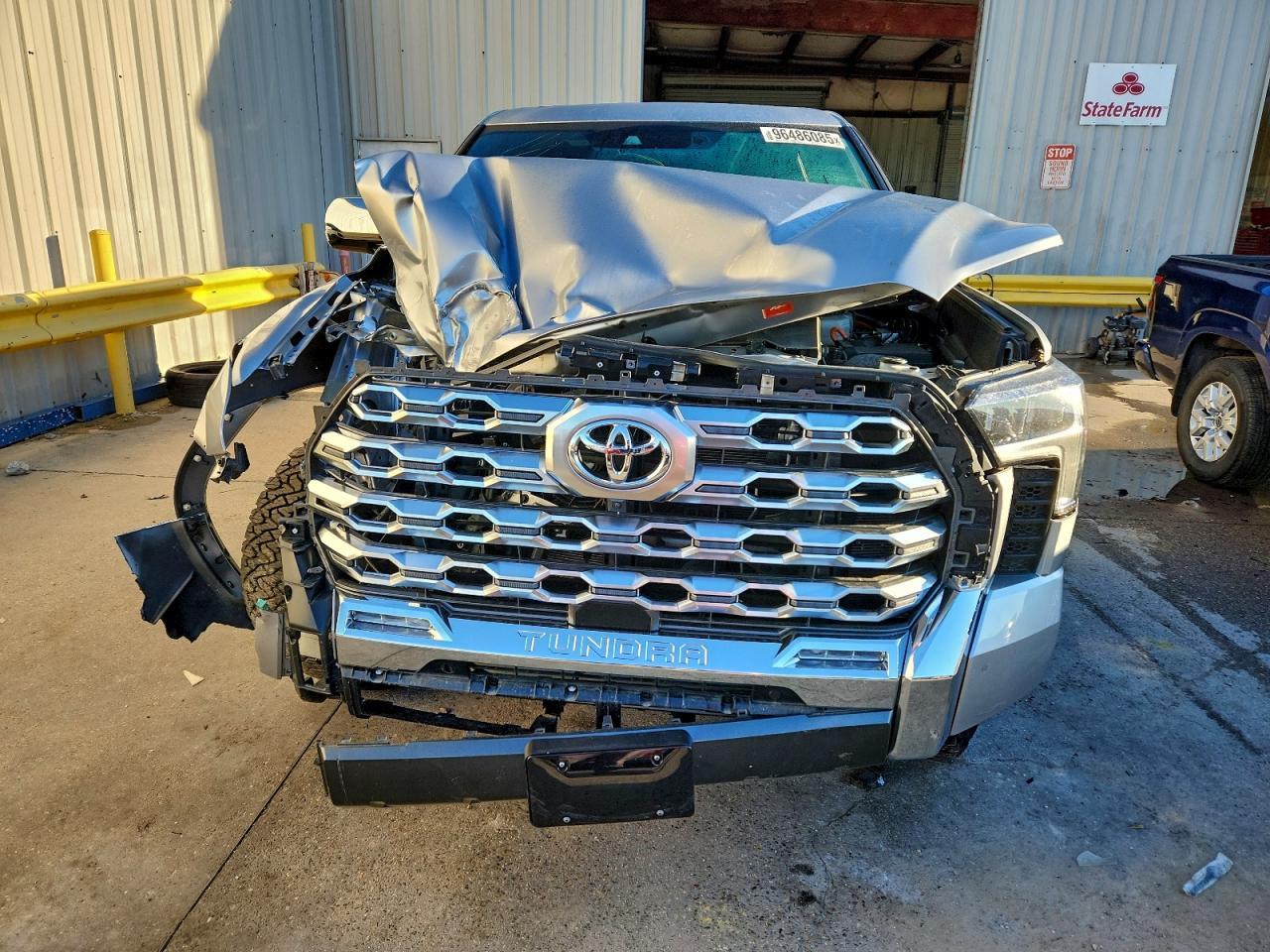 2025 Toyota Tundra Crewmax Platinum - Фото 5