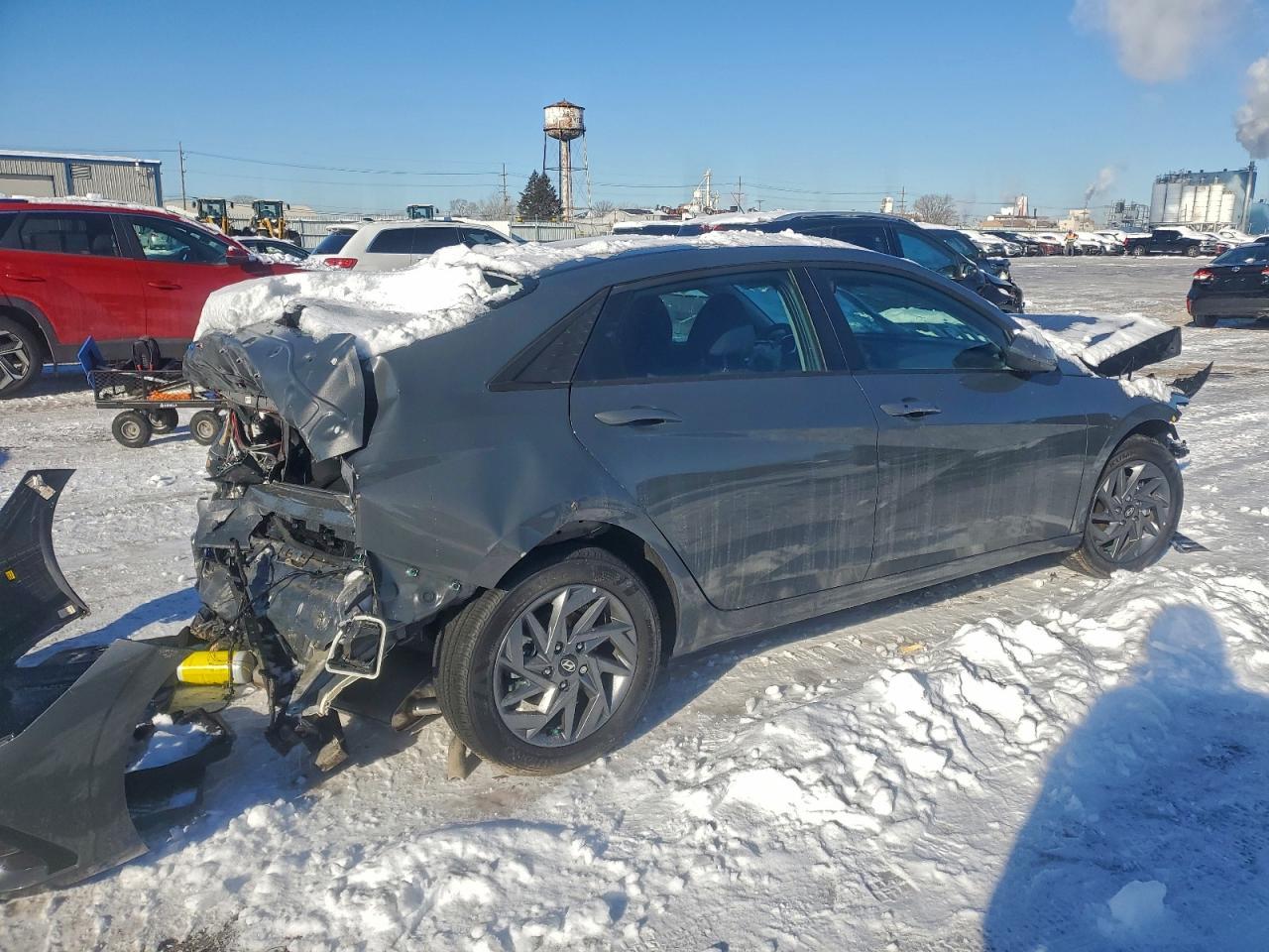 2025 Hyundai Elantra Hybrid - Image 3