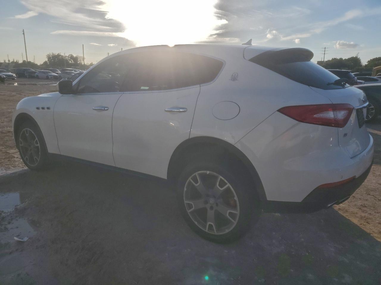 2018 Maserati Levante - Фото 2