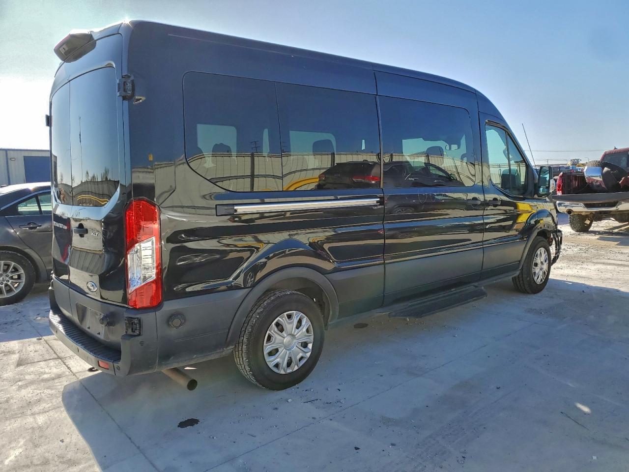 2020 Ford Transit T-350 - Image 3