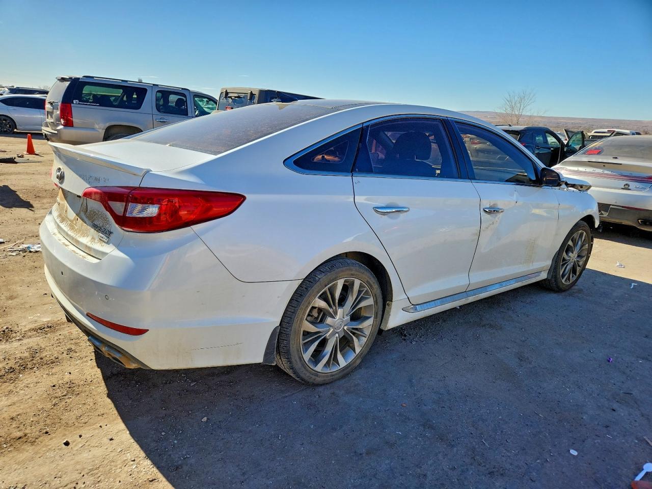 2015 Hyundai Sonata Sport - Image 3
