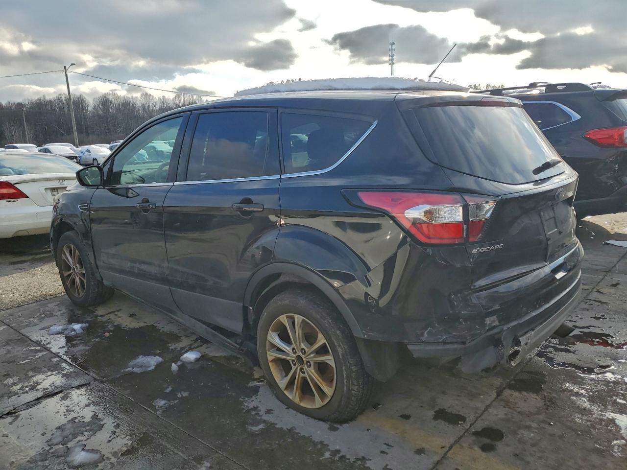 2017 Ford Escape Se - Image 2