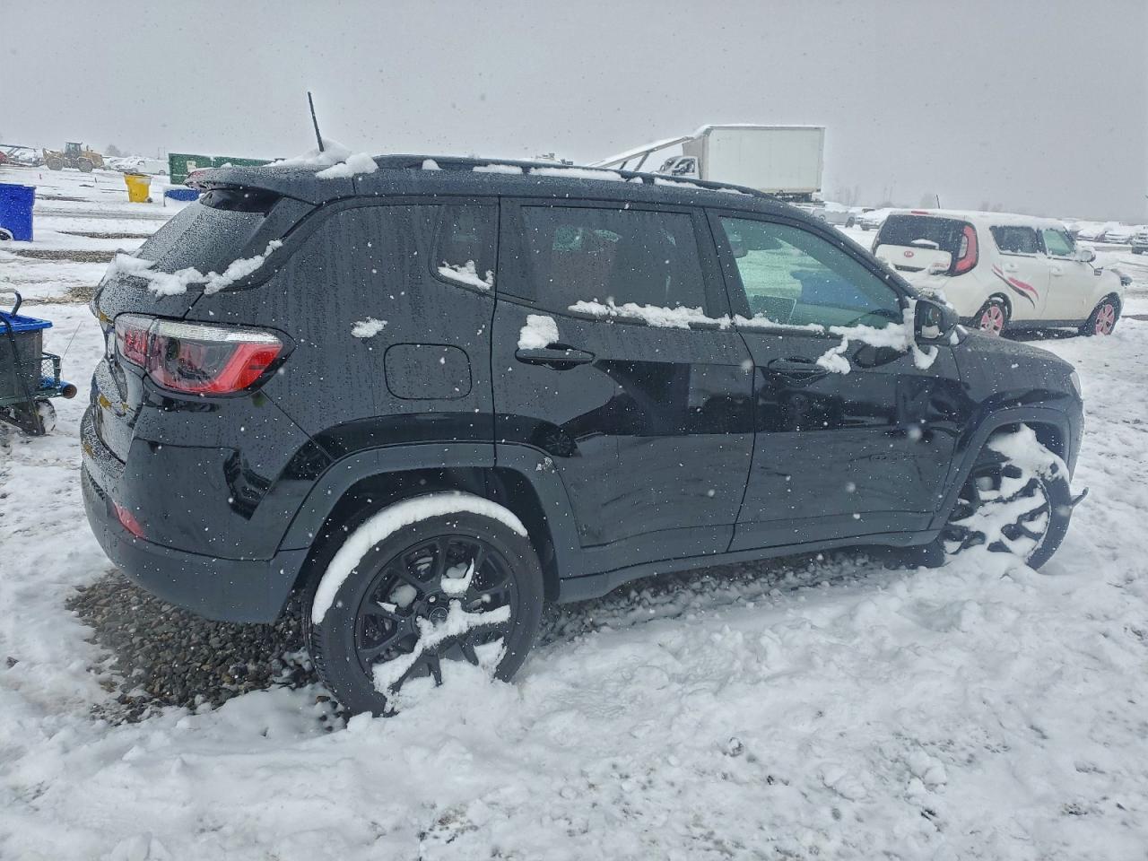 2026 Jeep Compass Latitude - Image 3