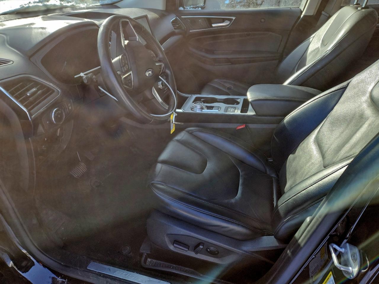 2022 Ford Edge Titanium - Image 7