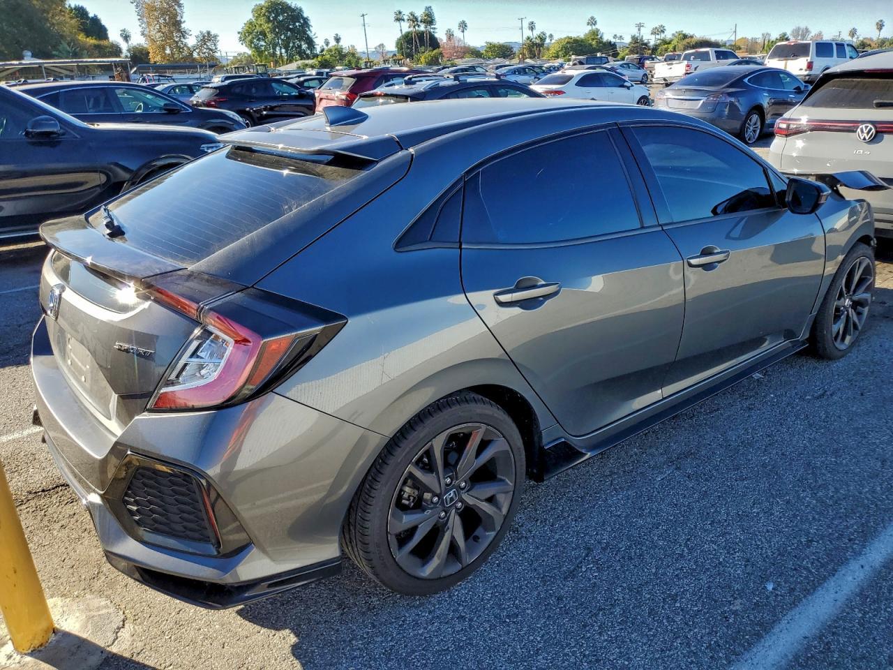 2017 Honda Civic Sport - Фото 3