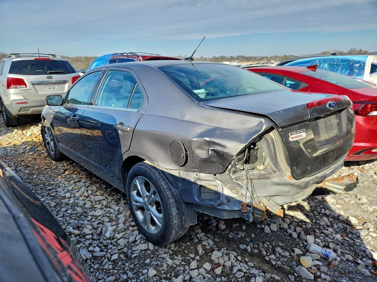 2012 Ford Fusion Se - Фото 2