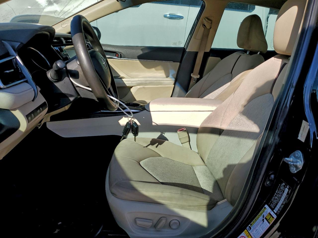 2018 Toyota Camry L - Image 7