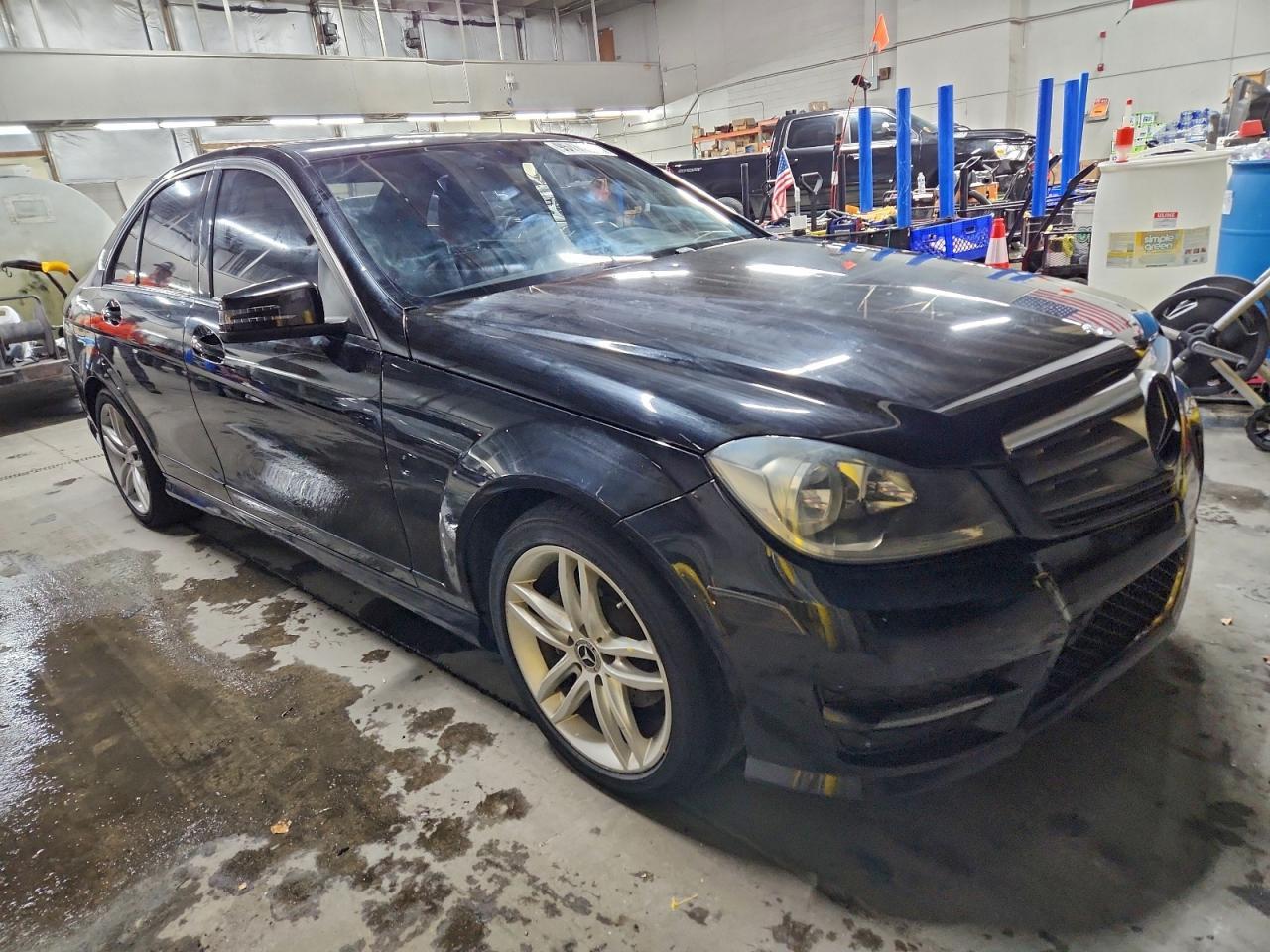 2013 Mercedes-Benz C 250 - Фото 4