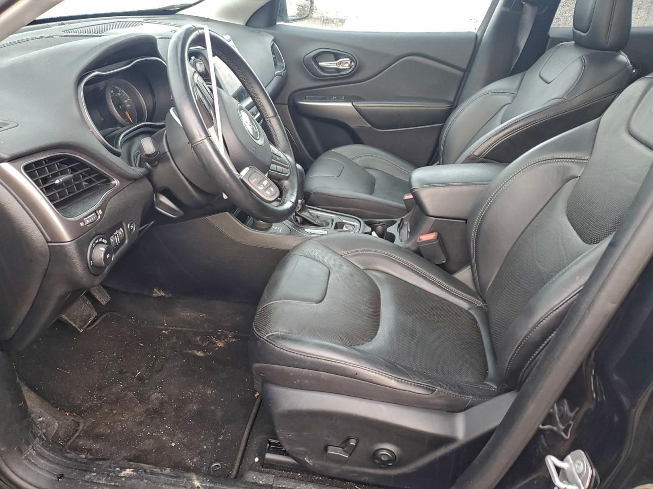 2021 Jeep Cherokee Latitude Lux - Фото 7