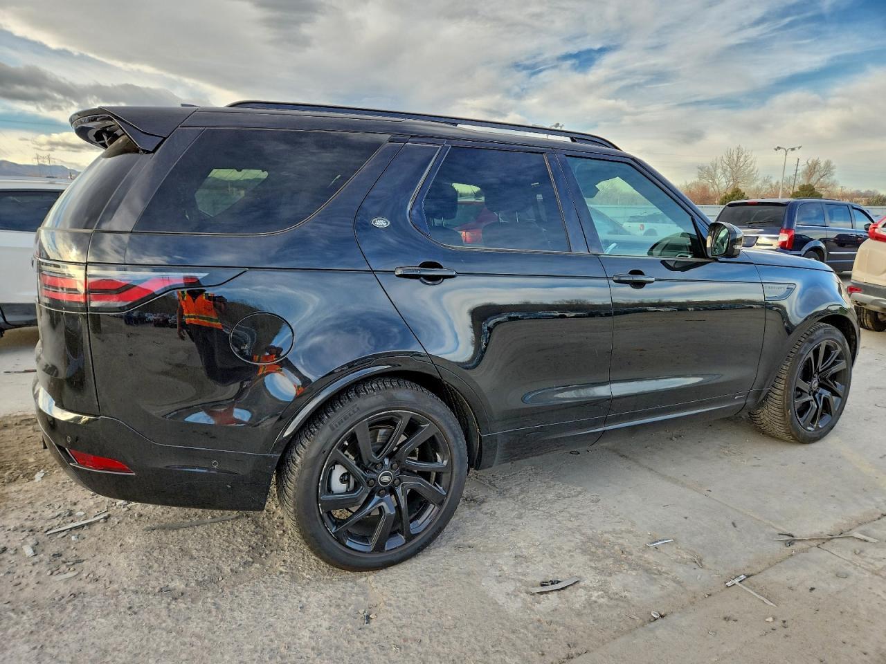 2021 Land Rover Discovery S R-Dynamic - Фото 3