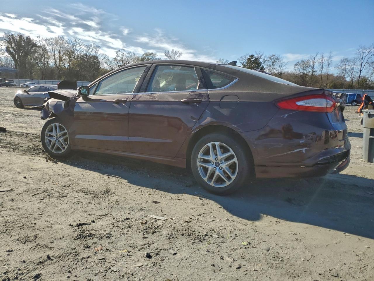 2013 Ford Fusion Se - Image 2