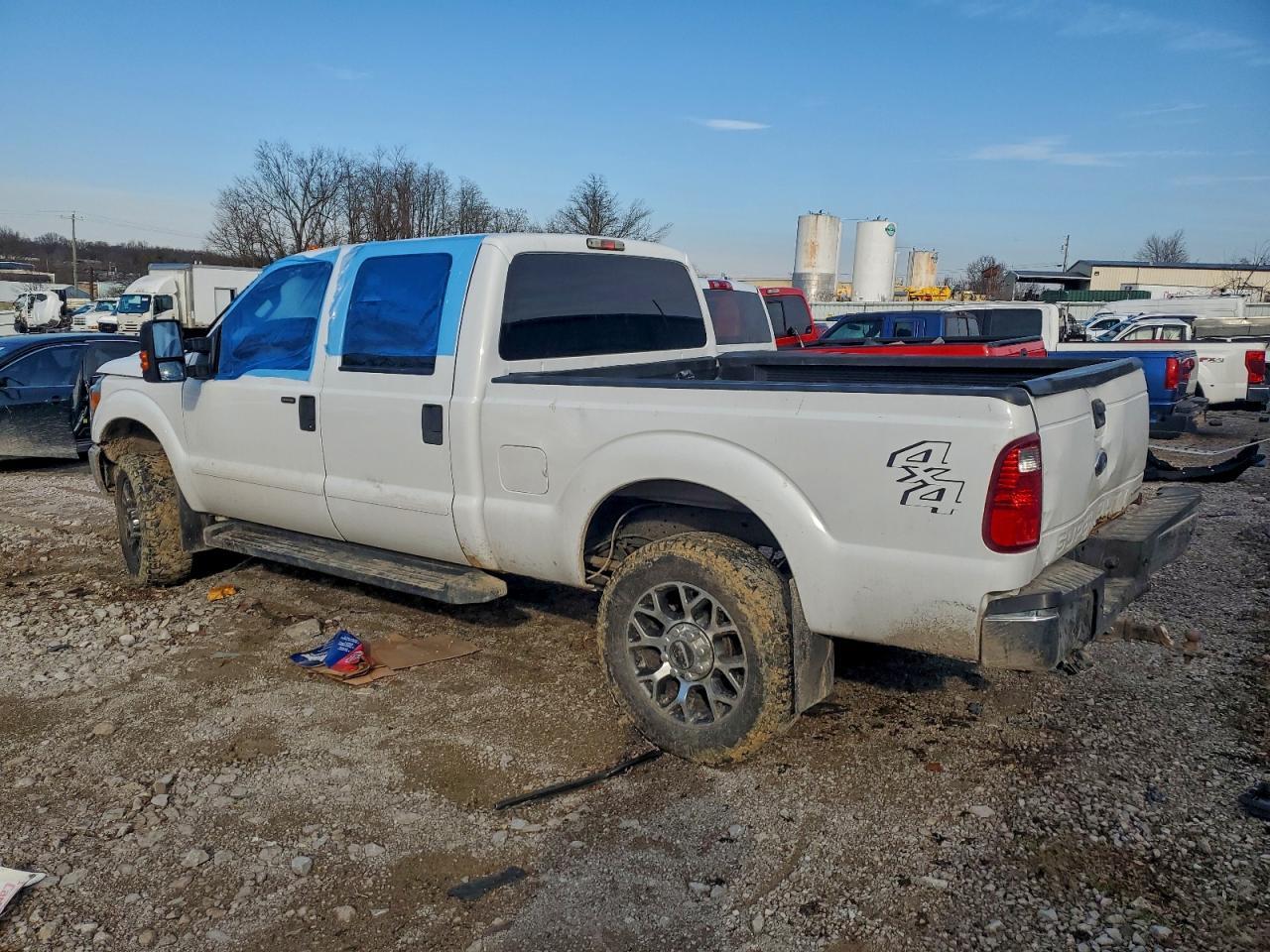 2015 Ford F250 Super Duty - Фото 2