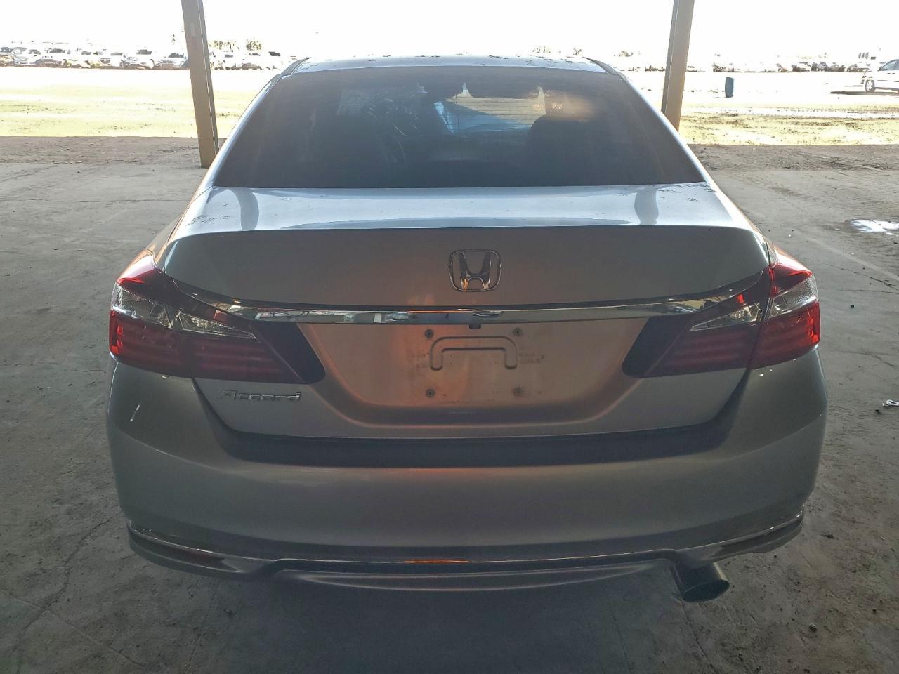 2016 Honda Accord Lx - Фото 6