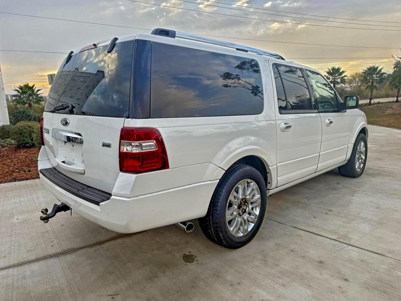 2012 Ford Expedition El Limited - Фото 4