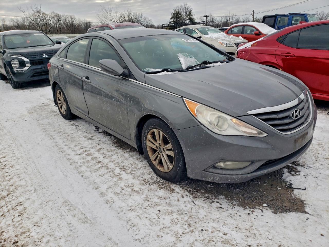 2013 Hyundai Sonata Gls - Image 4
