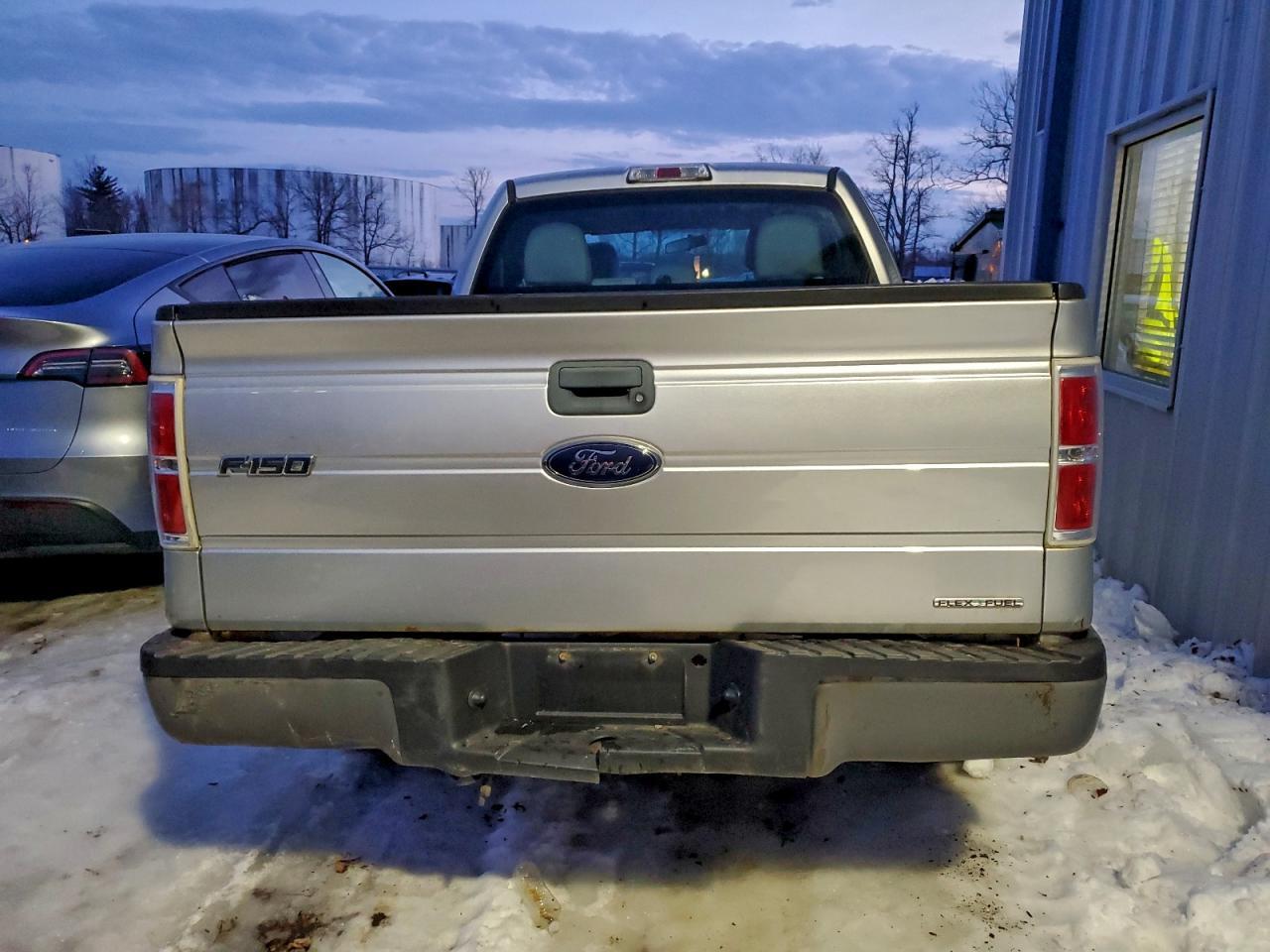 2014 Ford F150 Super Cab - Image 6
