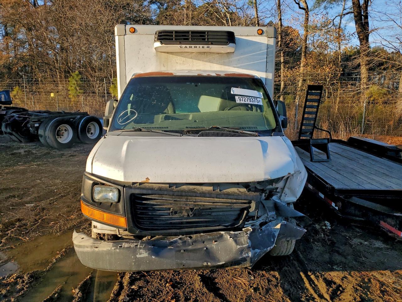 2013 GMC Savana Refrigerated Box Truck - Фото 5