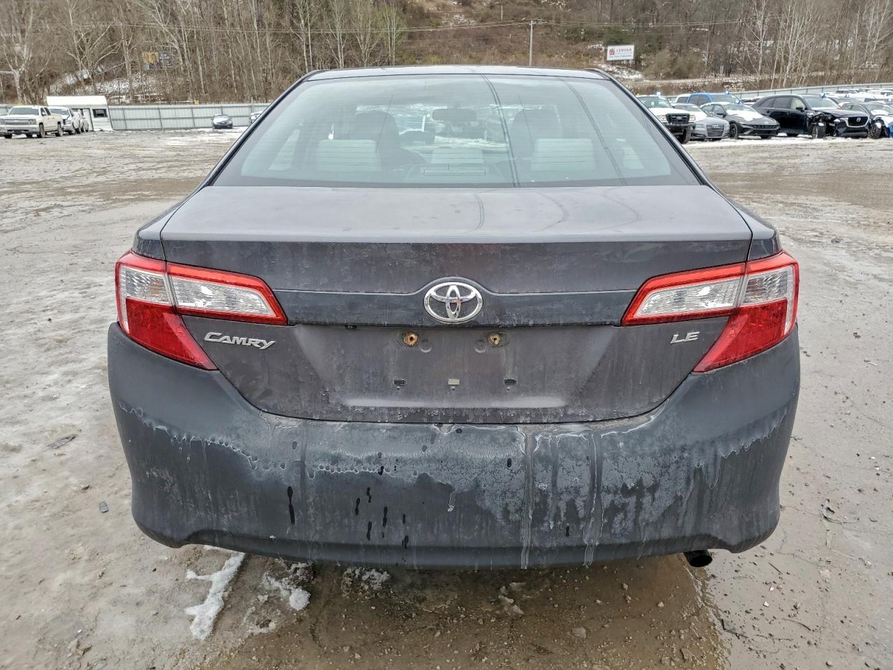 2014 Toyota Camry L - Image 6