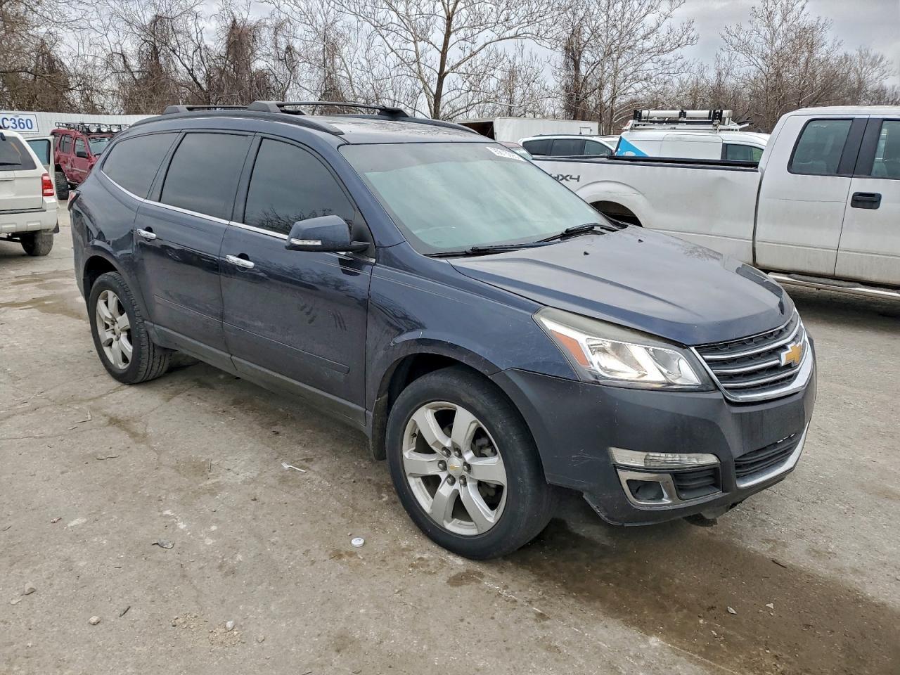 2017 Chevrolet Traverse Lt - Фото 4