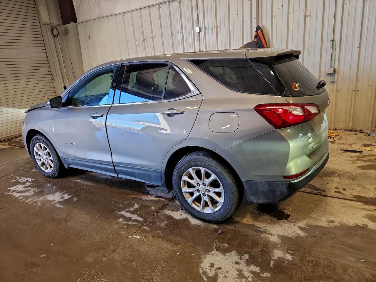 2019 Chevrolet Equinox Lt - Image 2