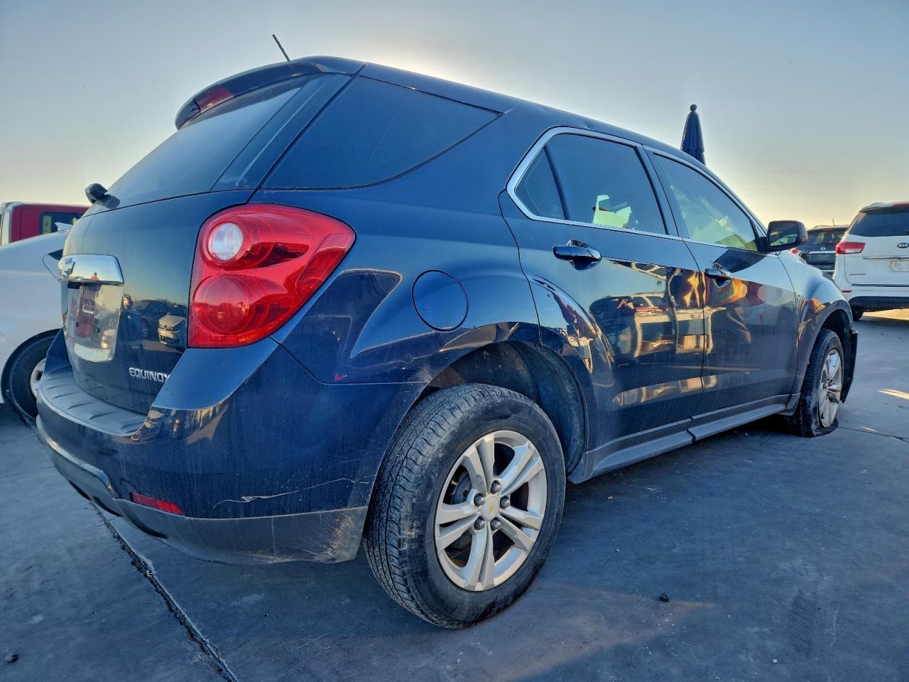2015 Chevrolet Equinox Ls - Фото 3
