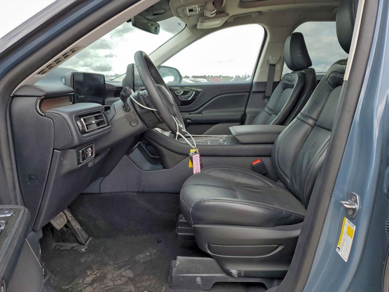 2025 Lincoln Aviator Reserve - Image 7