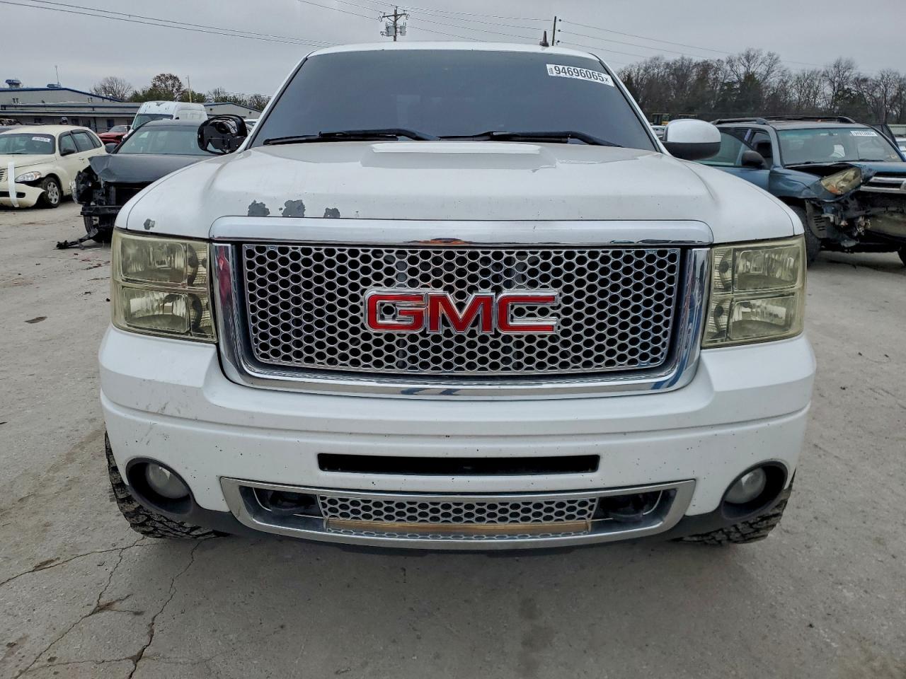 2009 GMC Sierra K1500 Denali - Фото 5