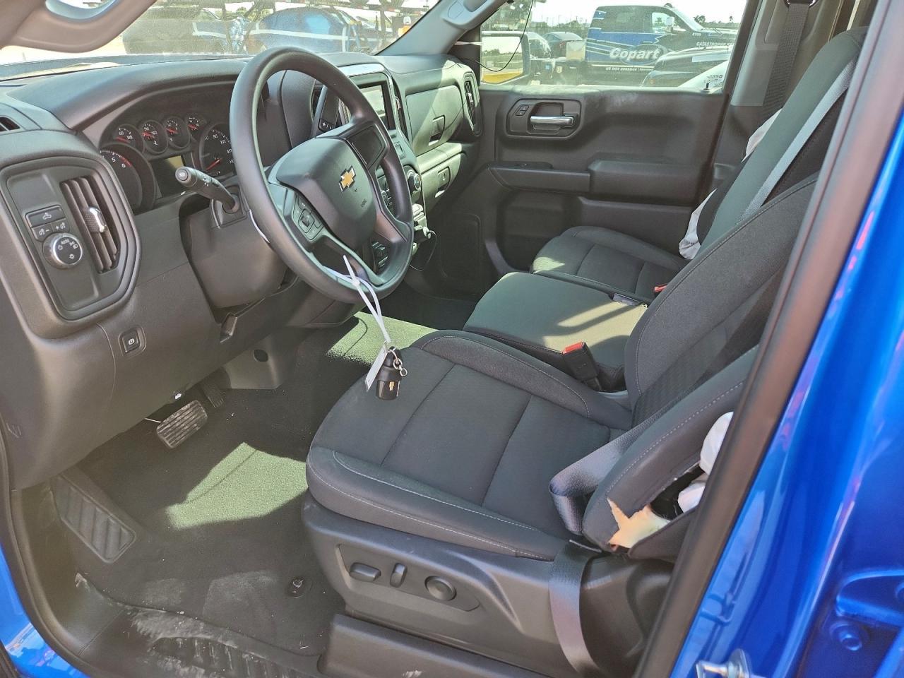 2025 Chevrolet Silverado C1500 Custom - Фото 7