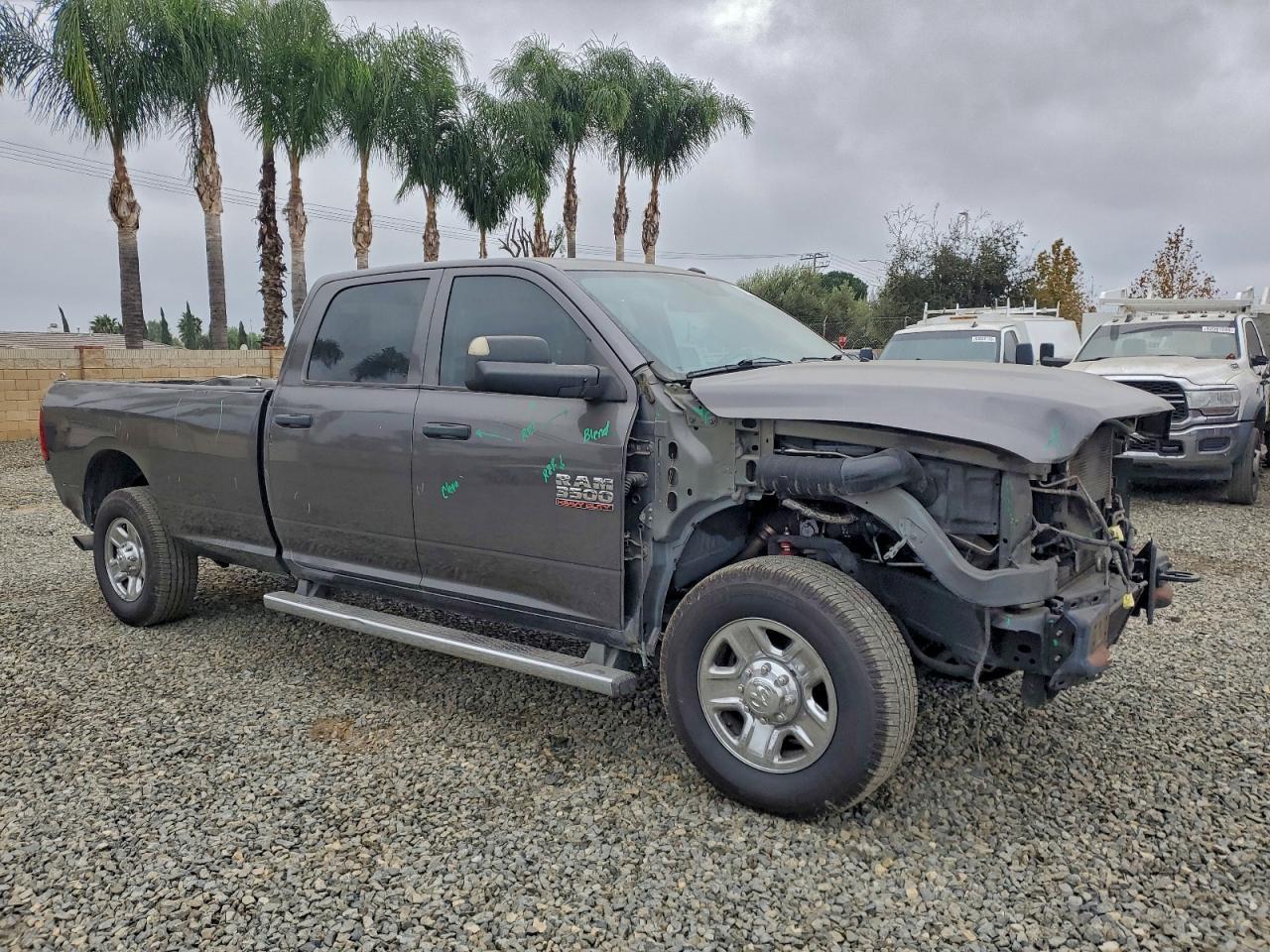 2015 Ram 3500 St - Фото 4