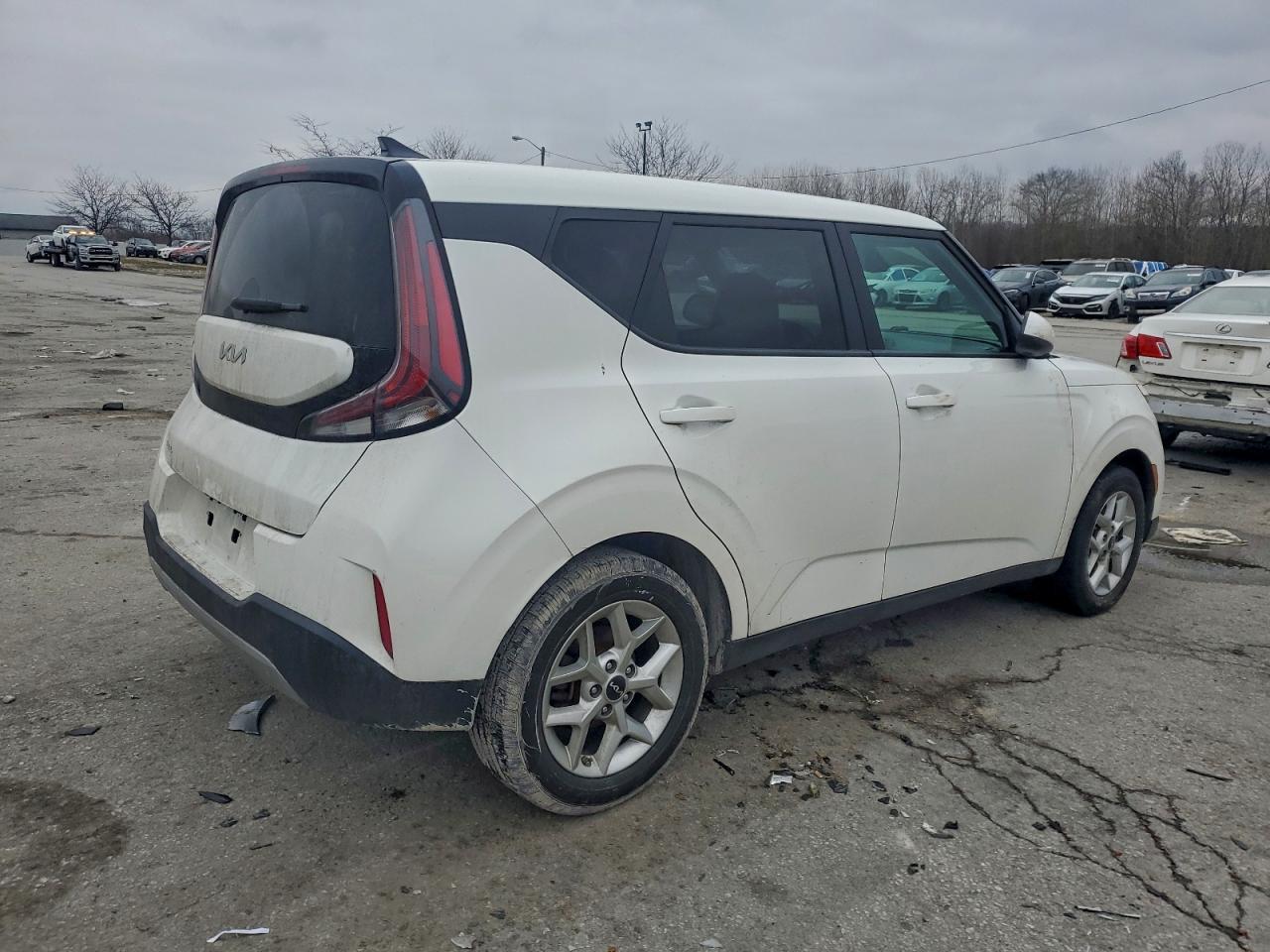 2023 Kia Soul Lx - Image 3