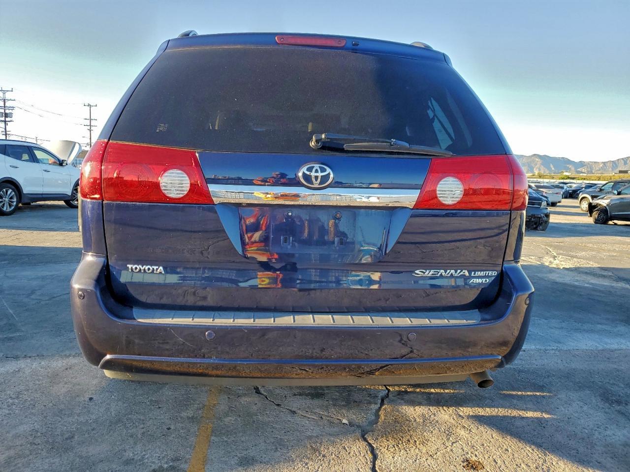 2006 Toyota Sienna Xle - Фото 6