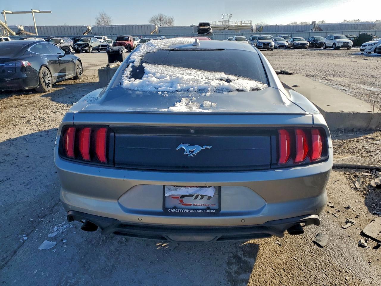 2020 Ford Mustang - Image 6