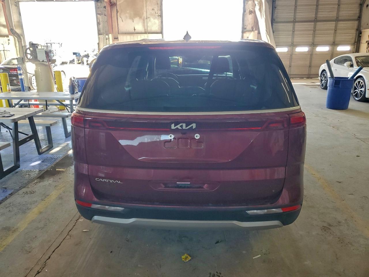 2024 Kia Carnival Lx - Фото 6
