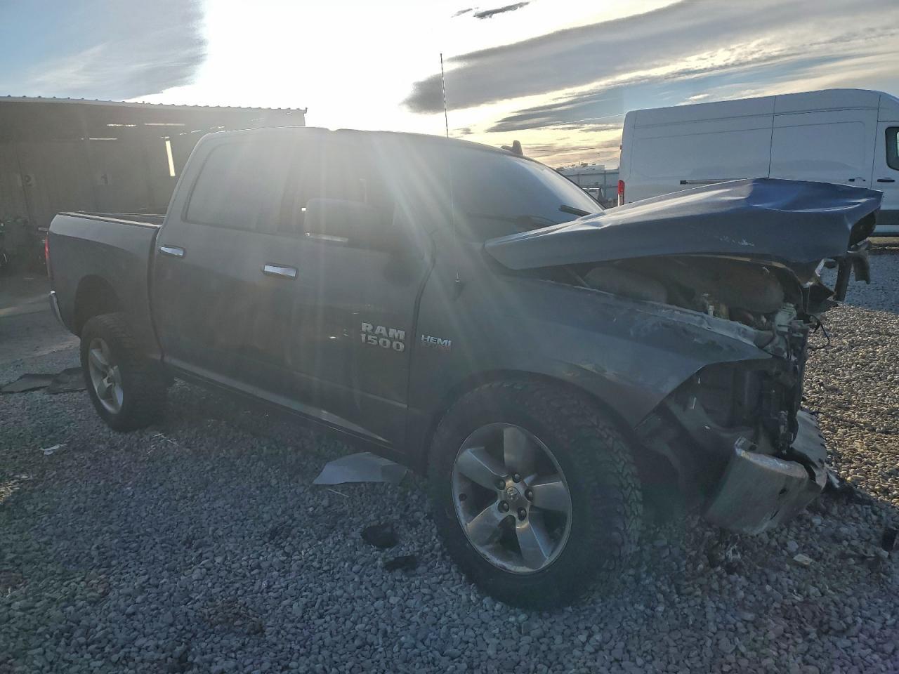 2017 Ram 1500 Slt - Image 4