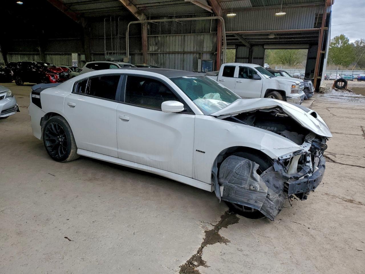 2017 Dodge Charger R/T - Фото 4