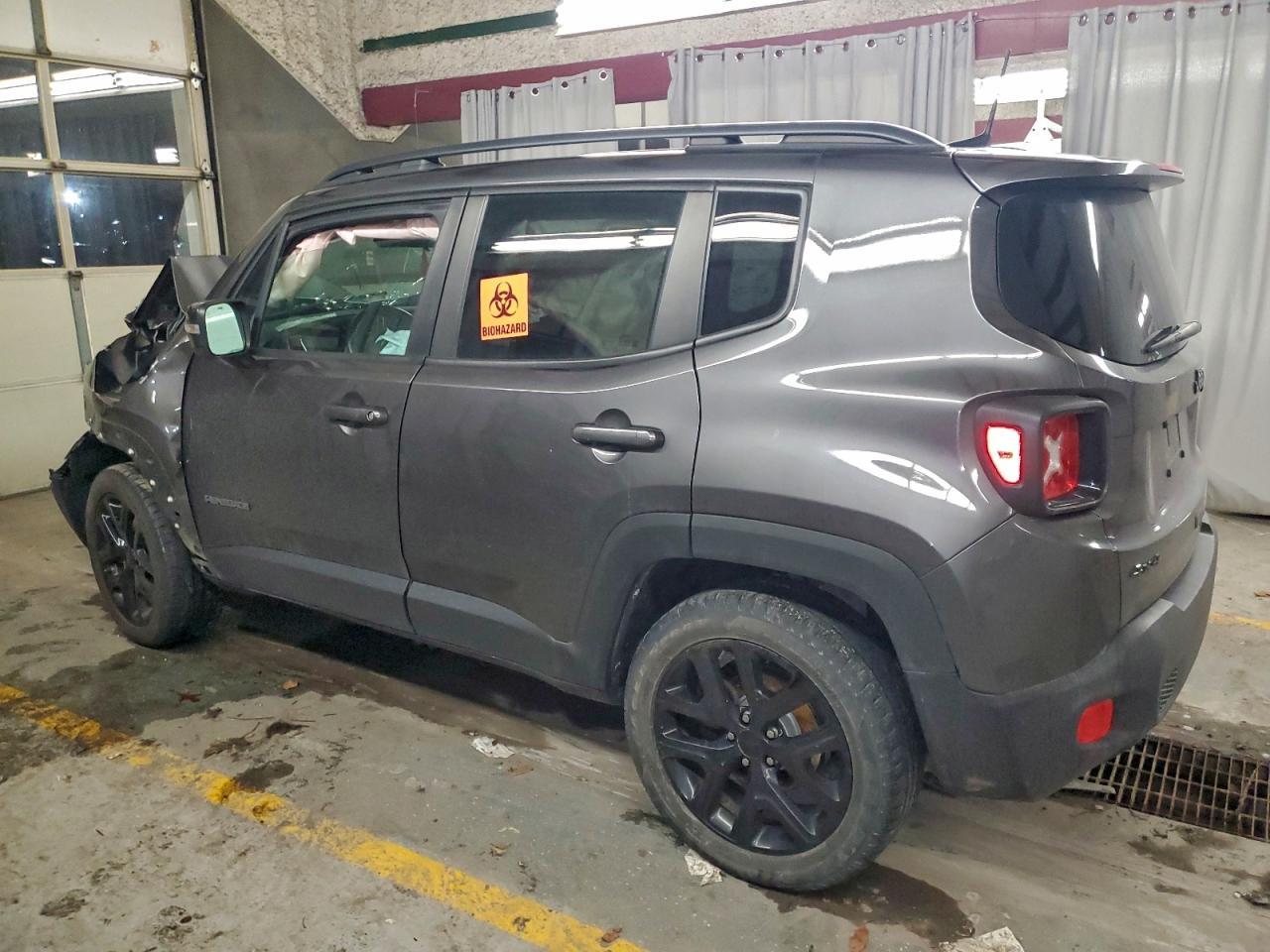 2018 Jeep Renegade Latitude - Фото 2