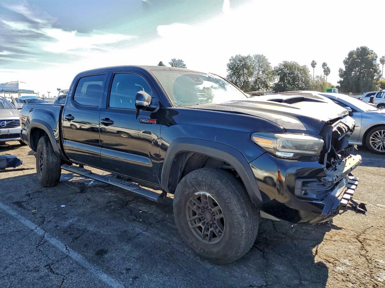 2021 Toyota Tacoma Double Cab - Фото 4