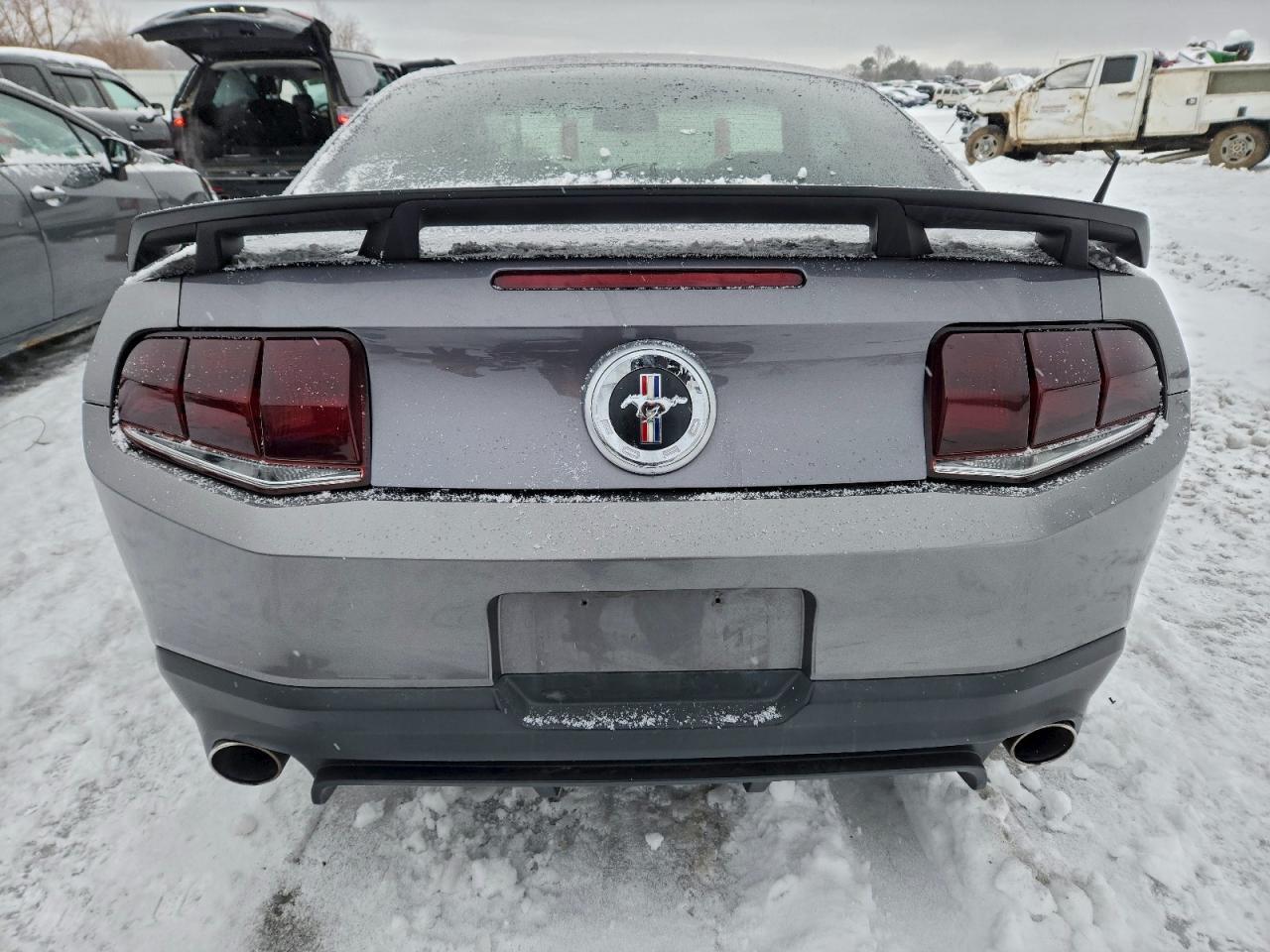 2011 Ford Mustang - Фото 6