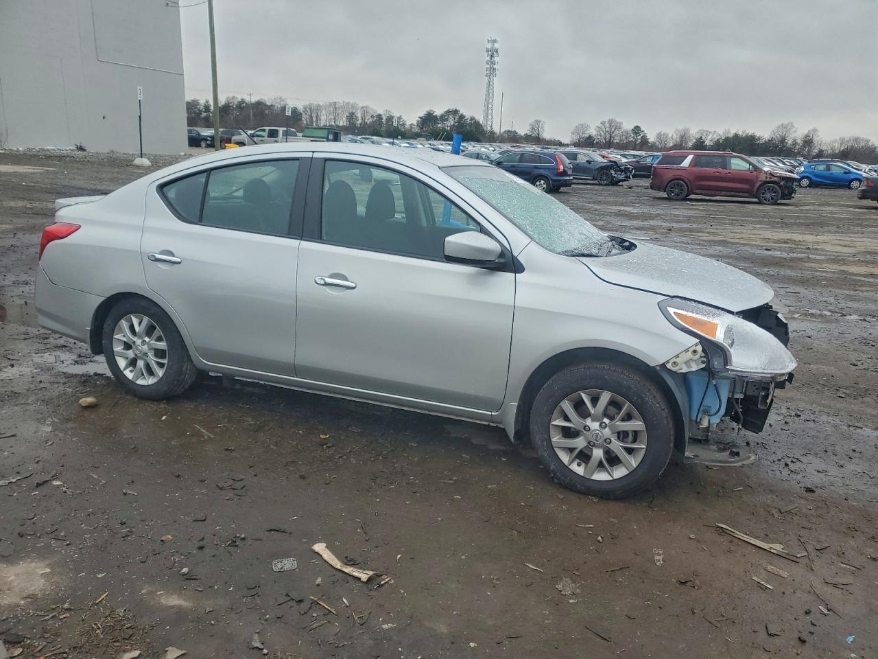 2015 Niss Versa 1.6 Sv - Фото 4