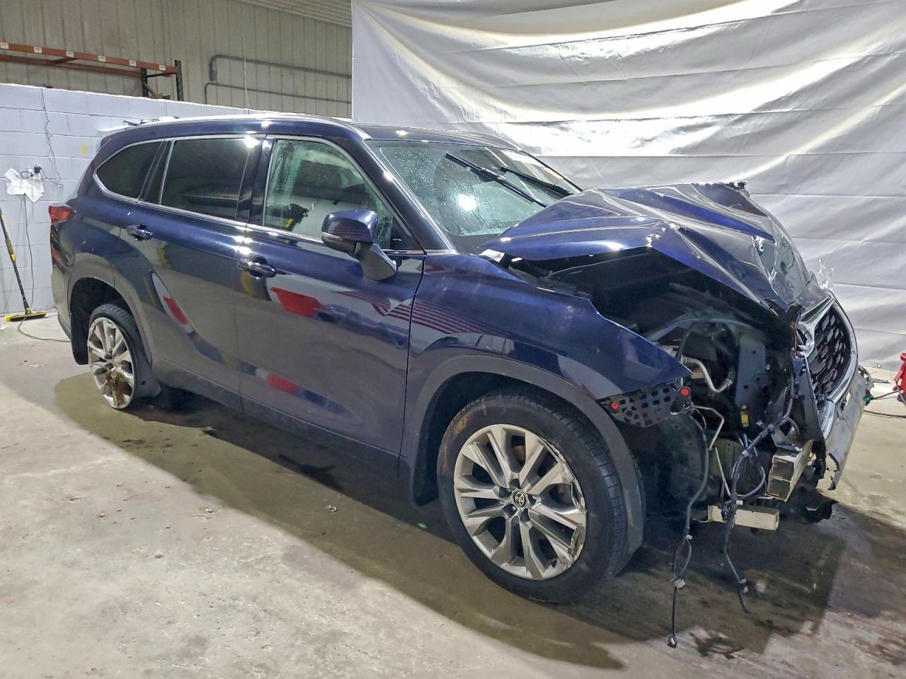 2020 Toyota Highlander Limited - Фото 4