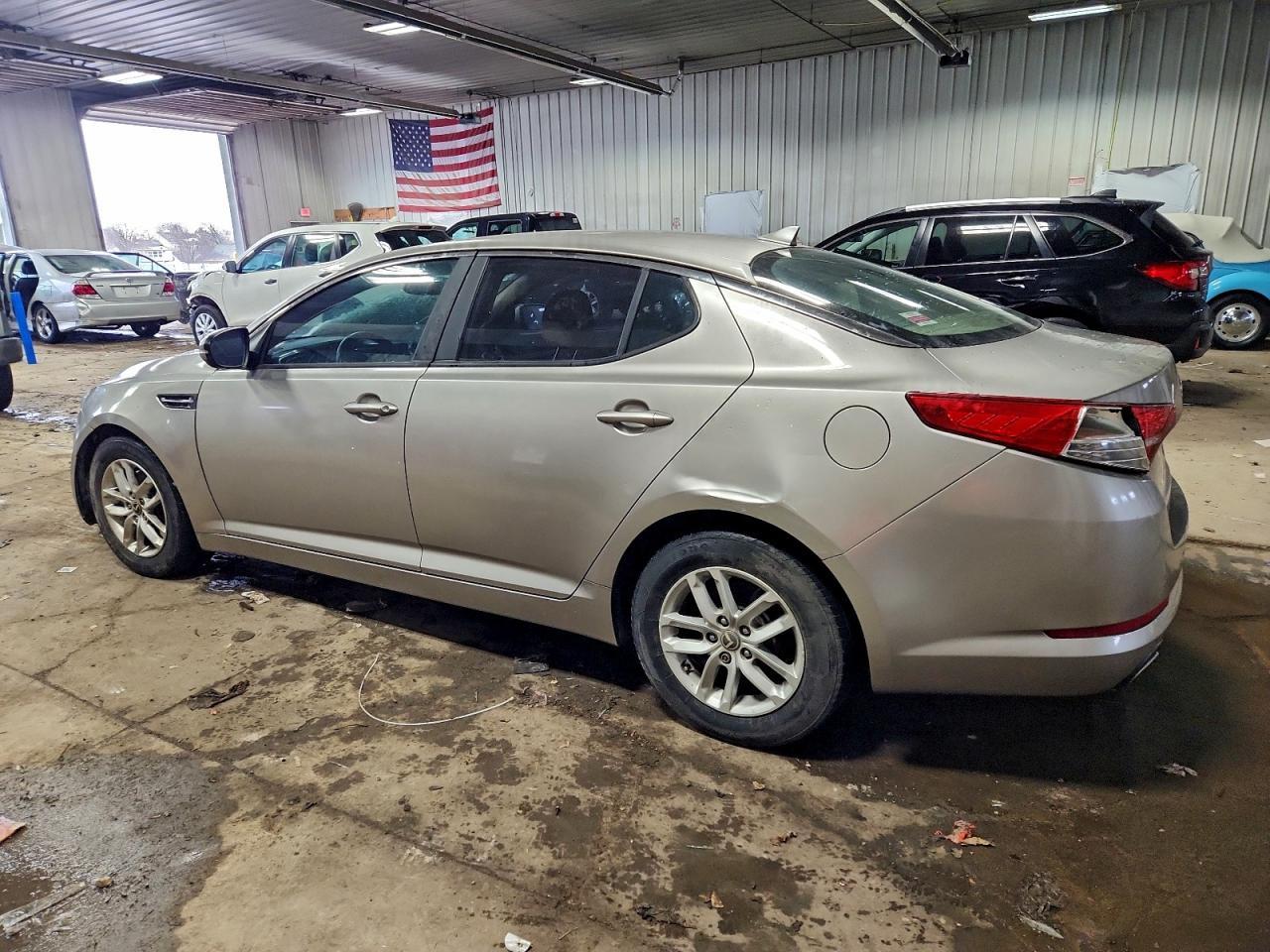 2011 Kia Optima Lx - Image 2