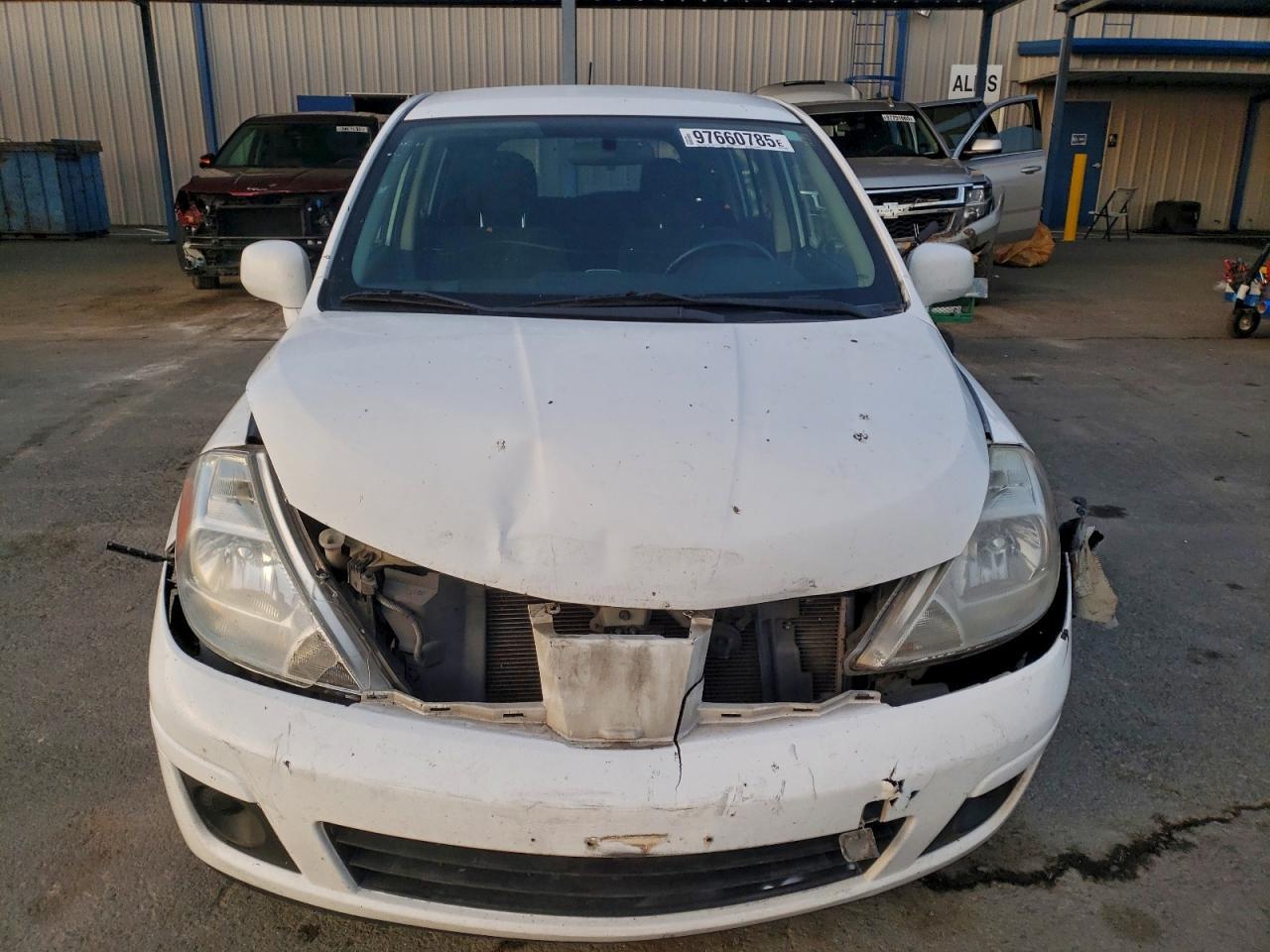 2012 Nissan Versa S - Image 5