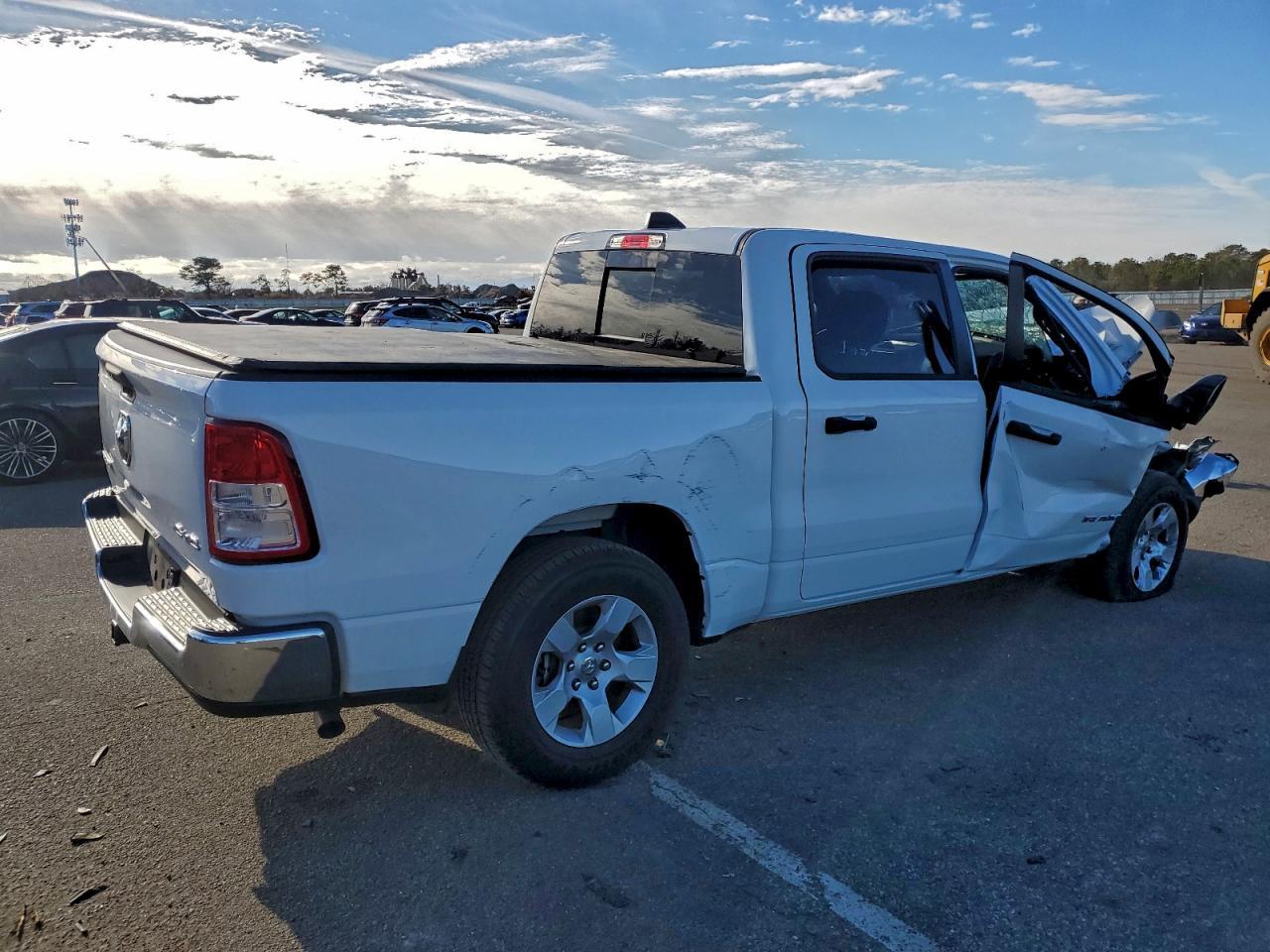 2023 Ram 1500 Big Horn/Lone Star - Фото 3