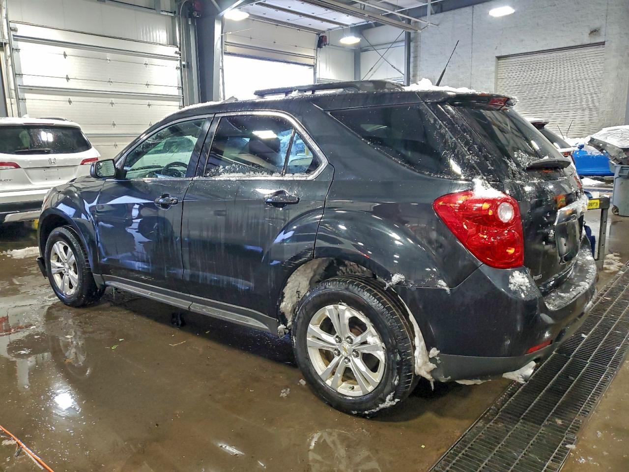 2012 Chevrolet Equinox Lt - Image 2