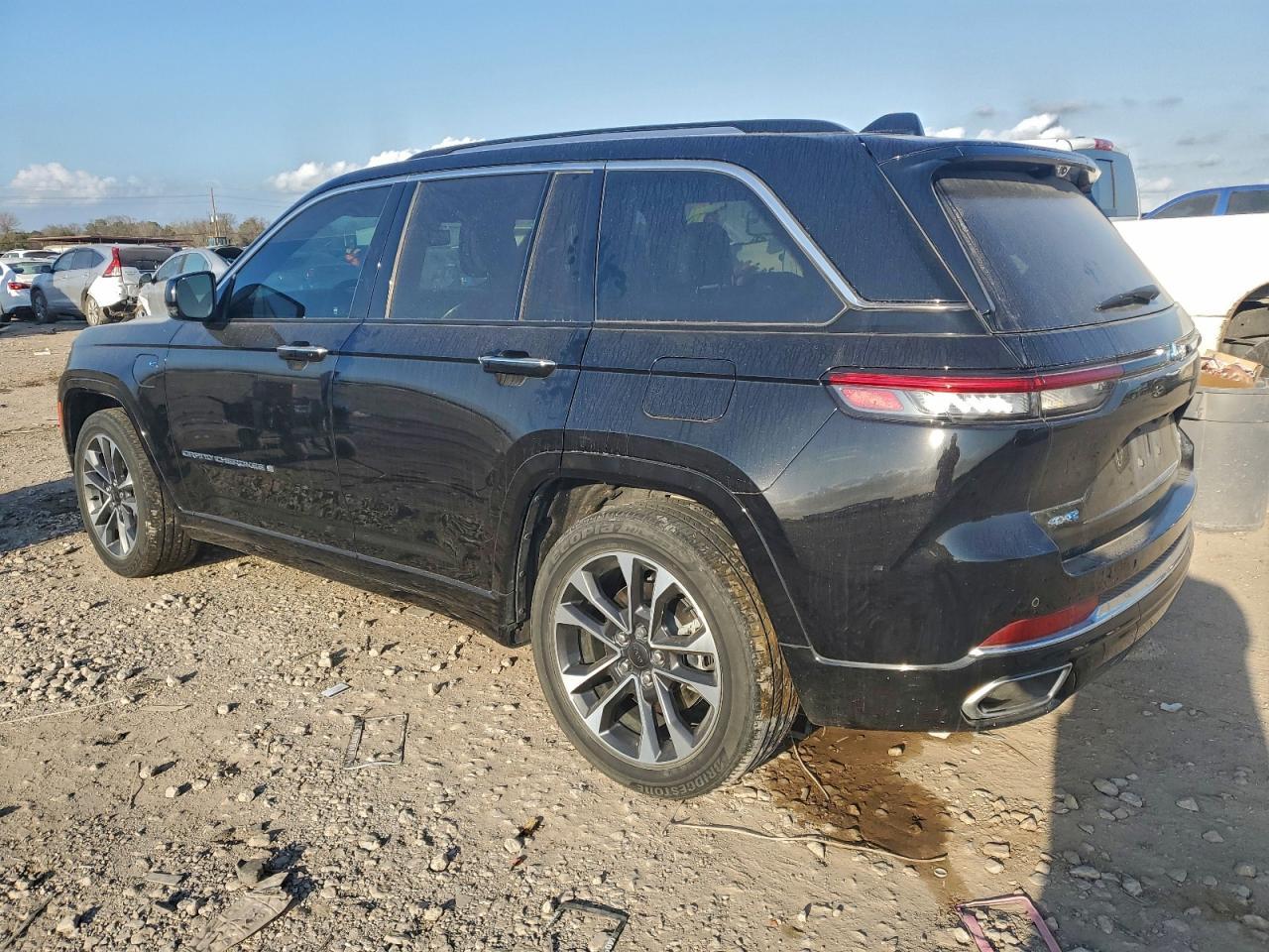 2022 Jeep Grand Cherokee Overland 4Xe - Фото 2