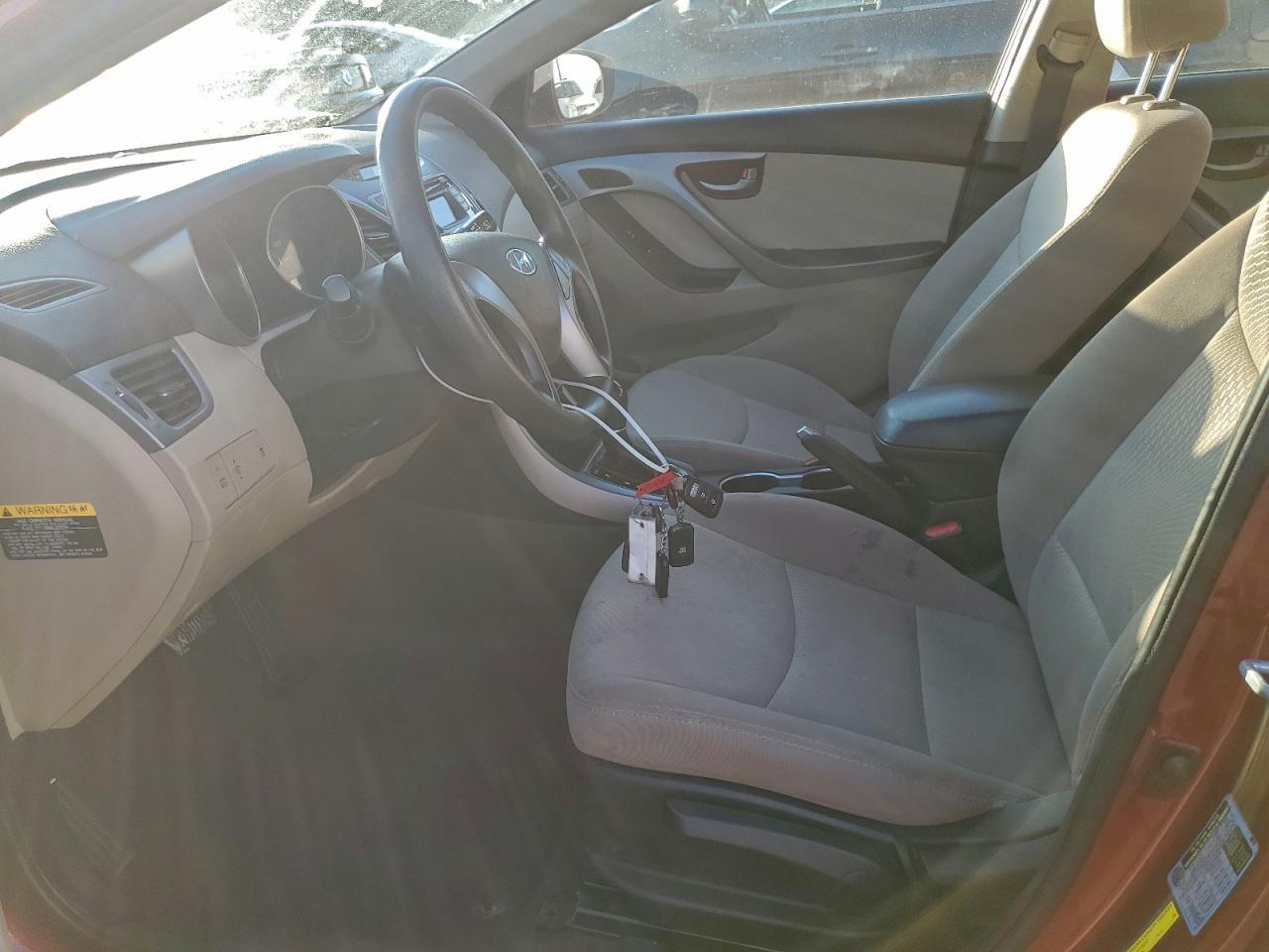 2015 Hyundai Elantra Se - Фото 7